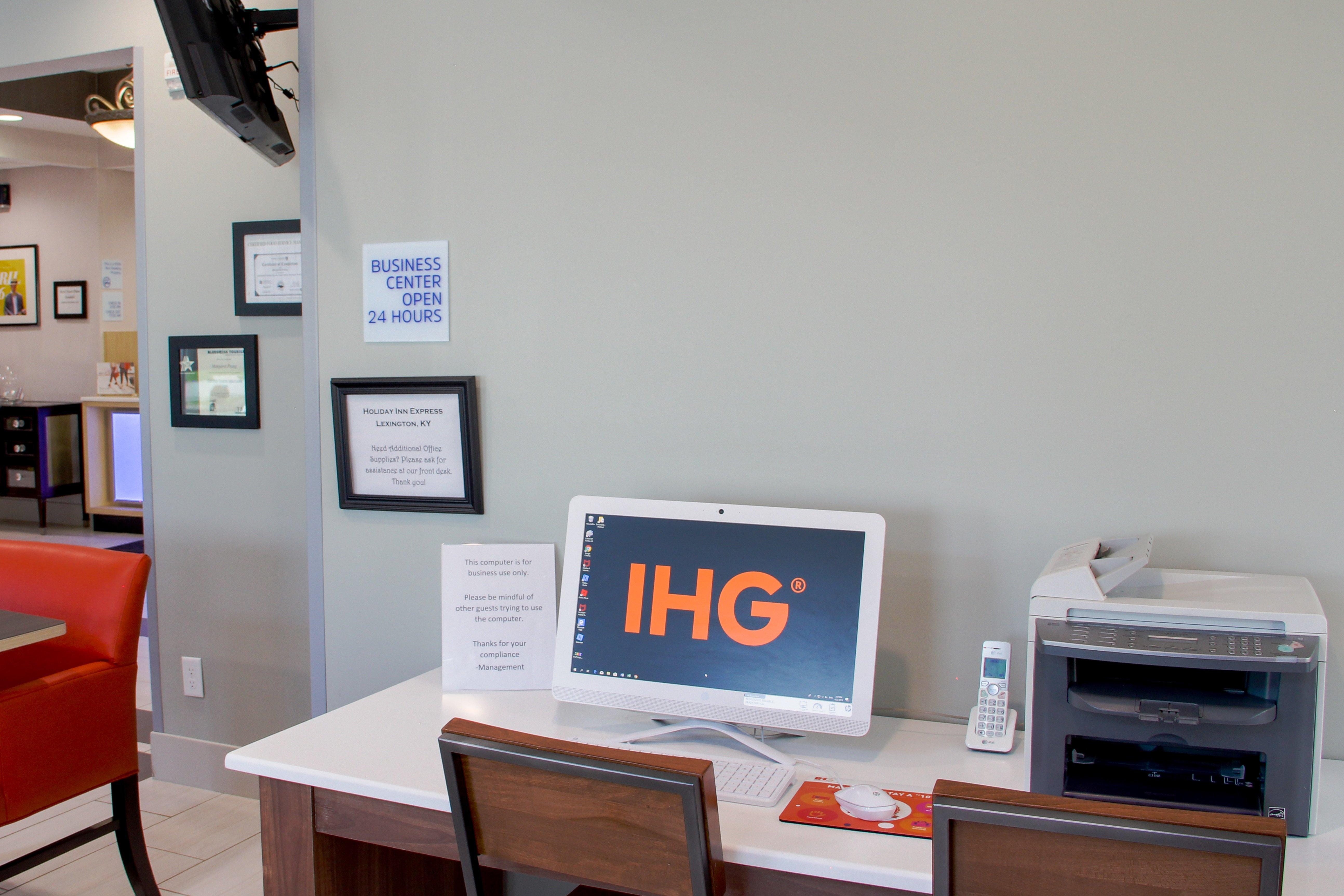 Holiday Inn Express & Suites Lexington Downtown Area-Keeneland By Ihg Exterior photo