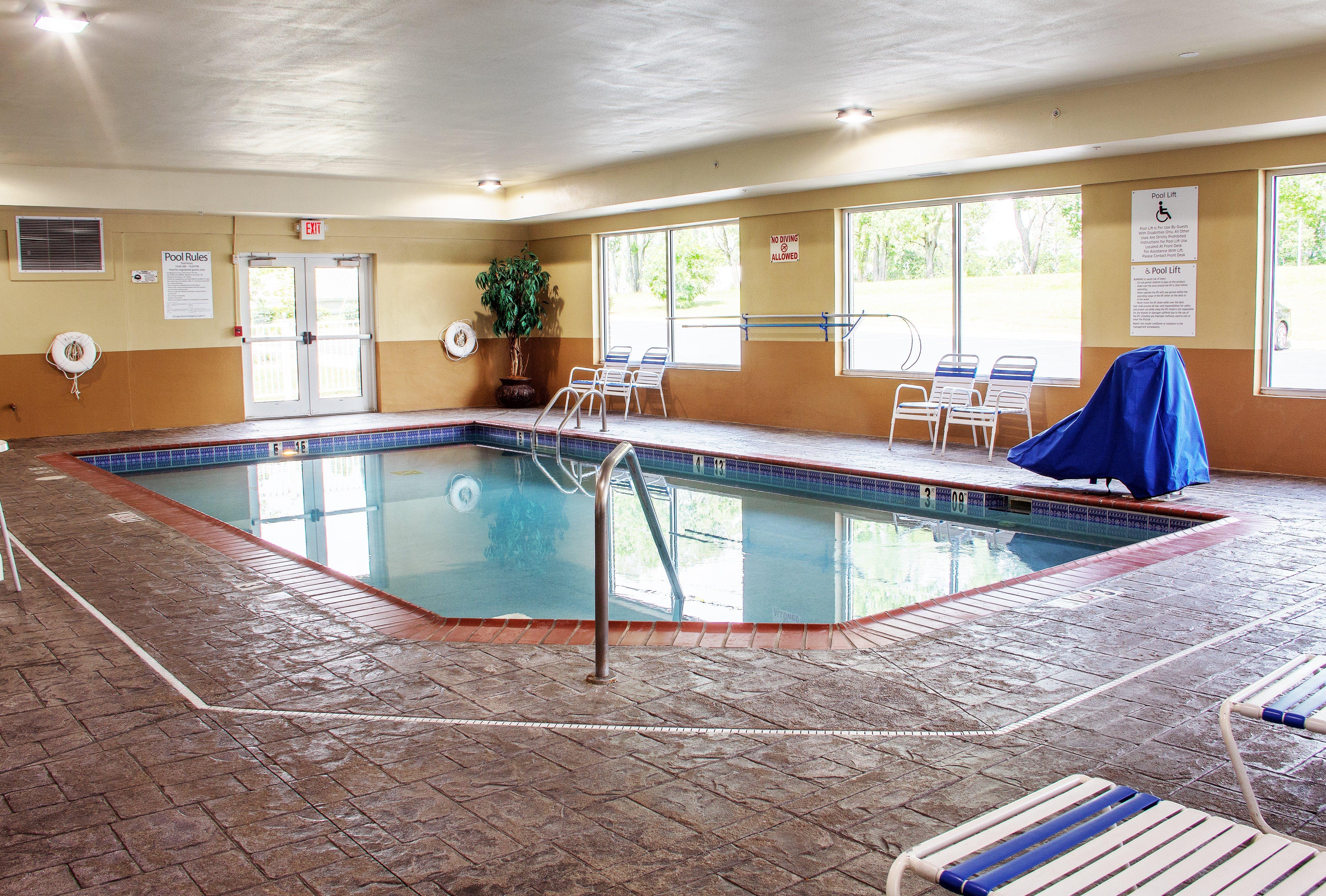 Holiday Inn Express & Suites Lexington Downtown Area-Keeneland By Ihg Exterior photo