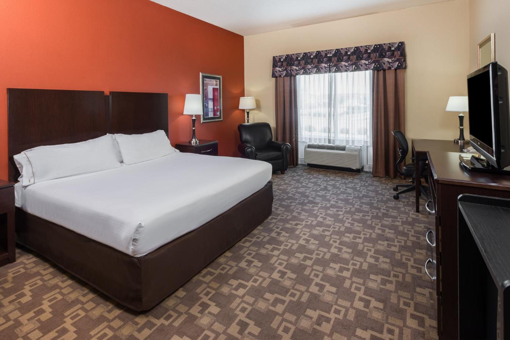 Holiday Inn Express & Suites Lexington Downtown Area-Keeneland By Ihg Exterior photo
